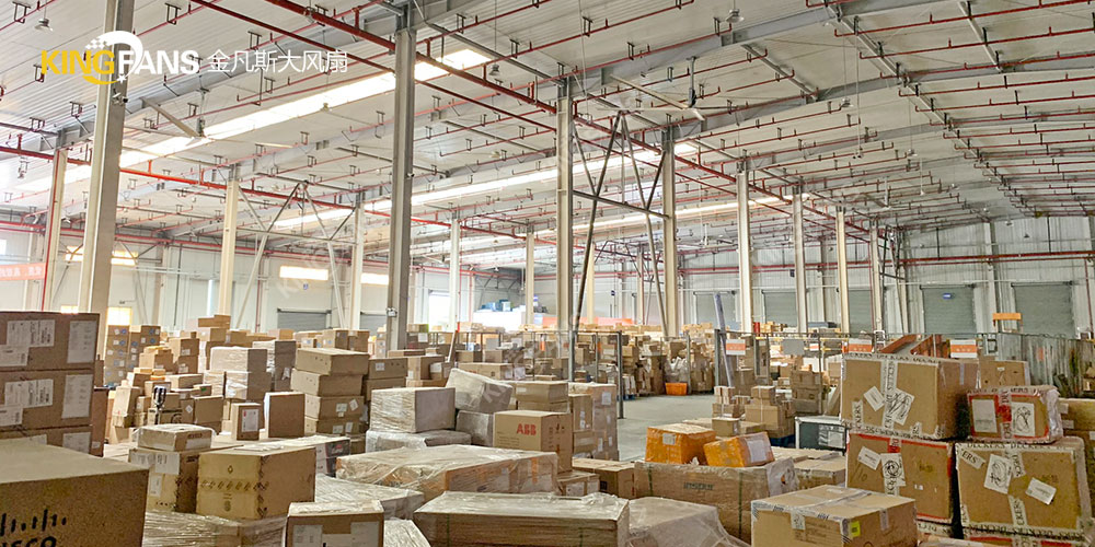 物流倉庫工業(yè)大型吊扇通風(fēng)換氣